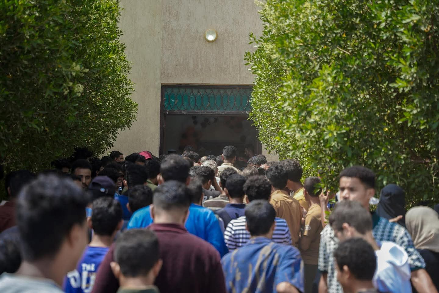 تحت شعار "هندسة - إبداع - ريادة".. جامعة عدن تدشن فعاليات أسبوع الطالب الهندسي 2026 وسط تفاعل إبداعي ورياضي واسع