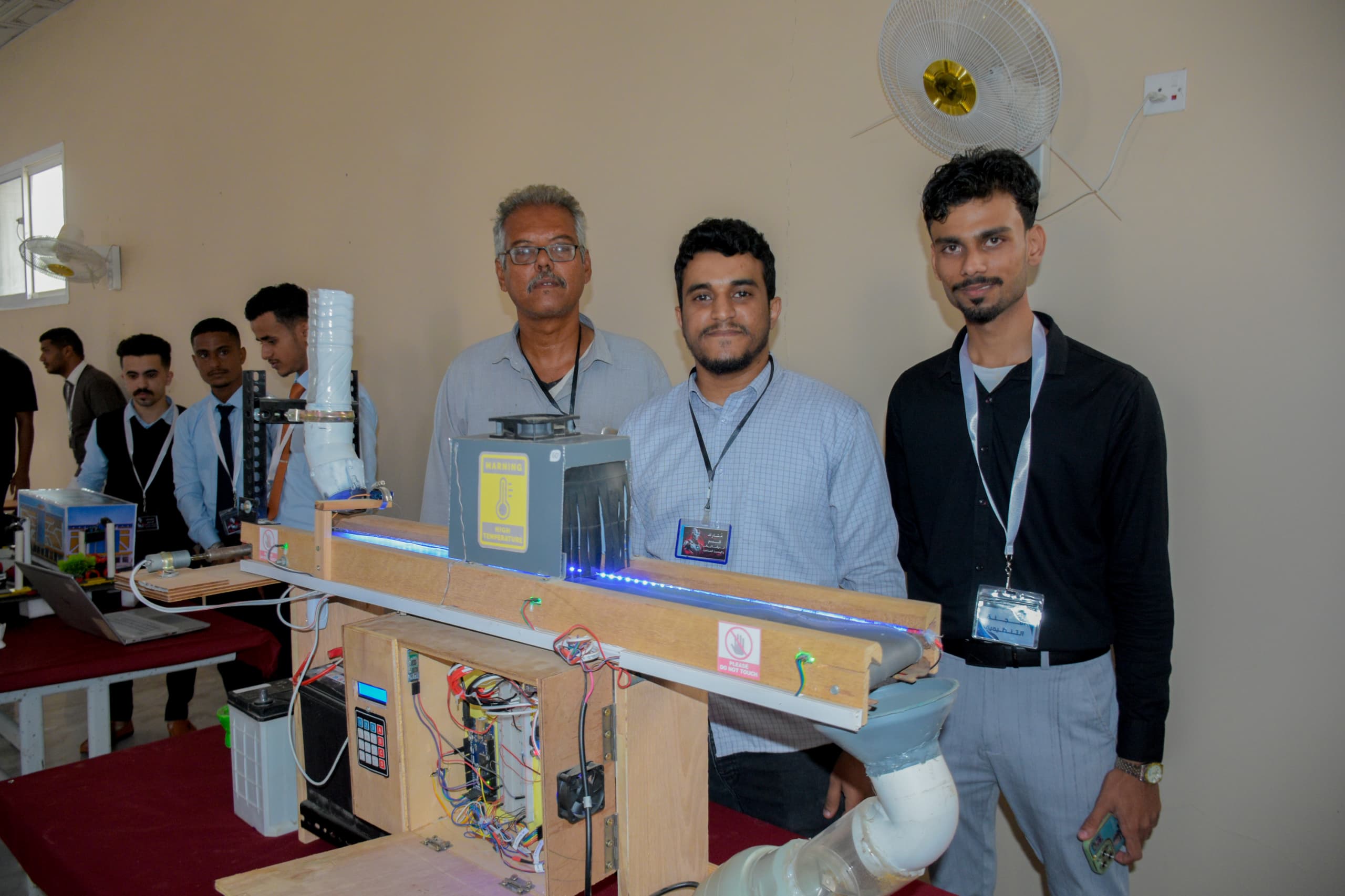 عقولٌ تبتكر.. ومستقبلٌ يُبنى بأيدي شبابنا