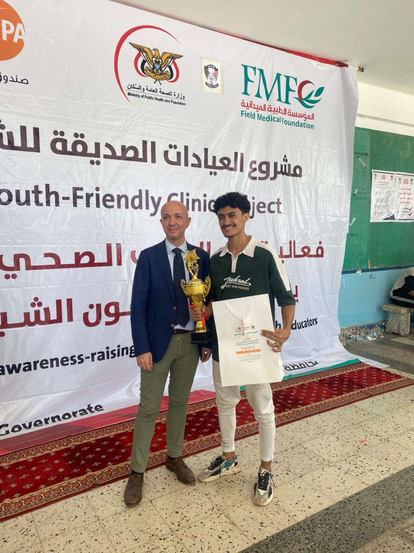  كلية الهندسة تعزز الانشطة الطلابية وتحصد الكؤوس 