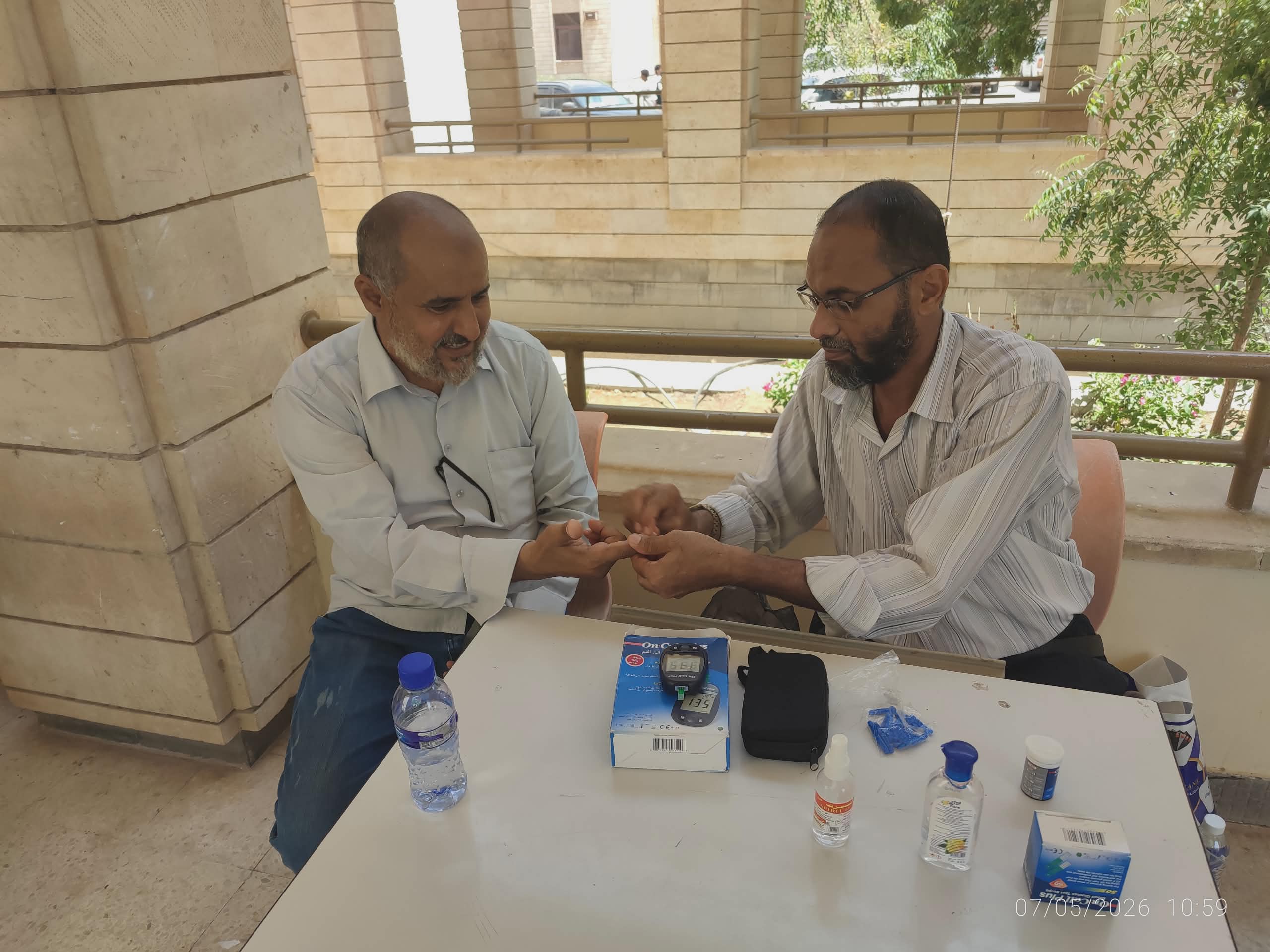 العيادة الصديقة للشباب تحط رحالها في رحاب كلية الهندسة