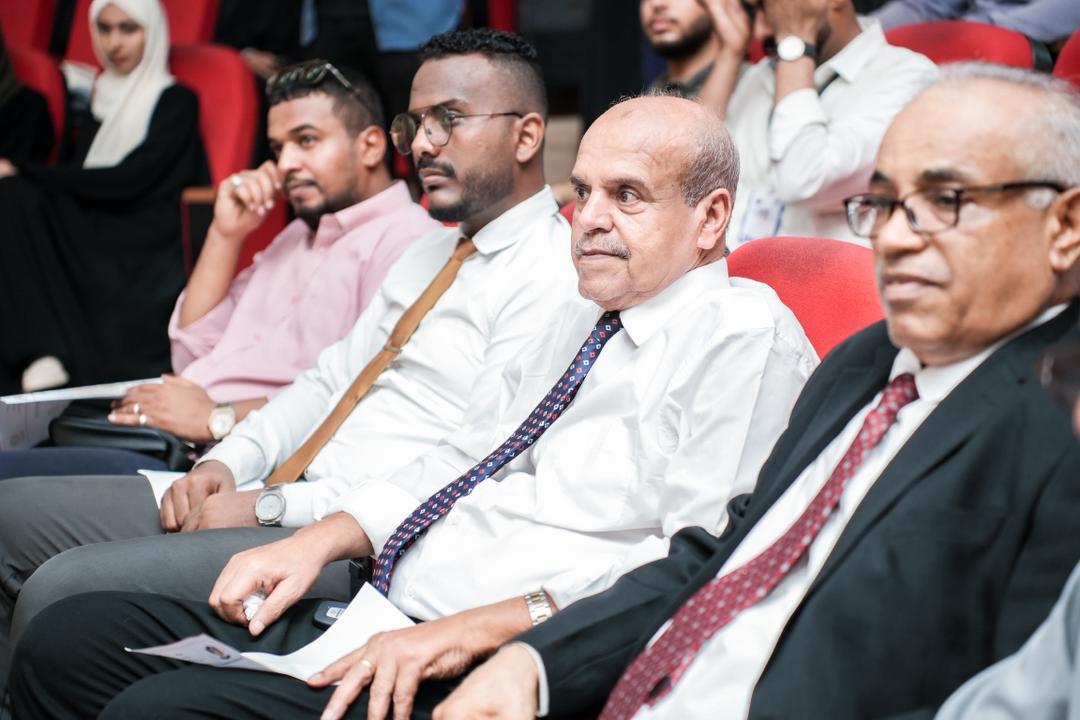 🏆 حصاد الإبداع.. كلية الهندسة بجامعة عدن تُسدل الستار على أسبوعها السنوي بليلة وفاء وتتويج تاريخية! ✨