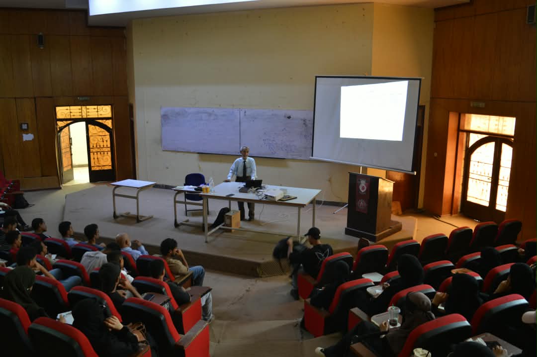 تحت شعار "العلم – الابتكار – الإبداع" تدشين أولى الندوات الشهرية للجمعية الوطنية للبحث العلمي في كلية الهندسة بجامعة عدن 